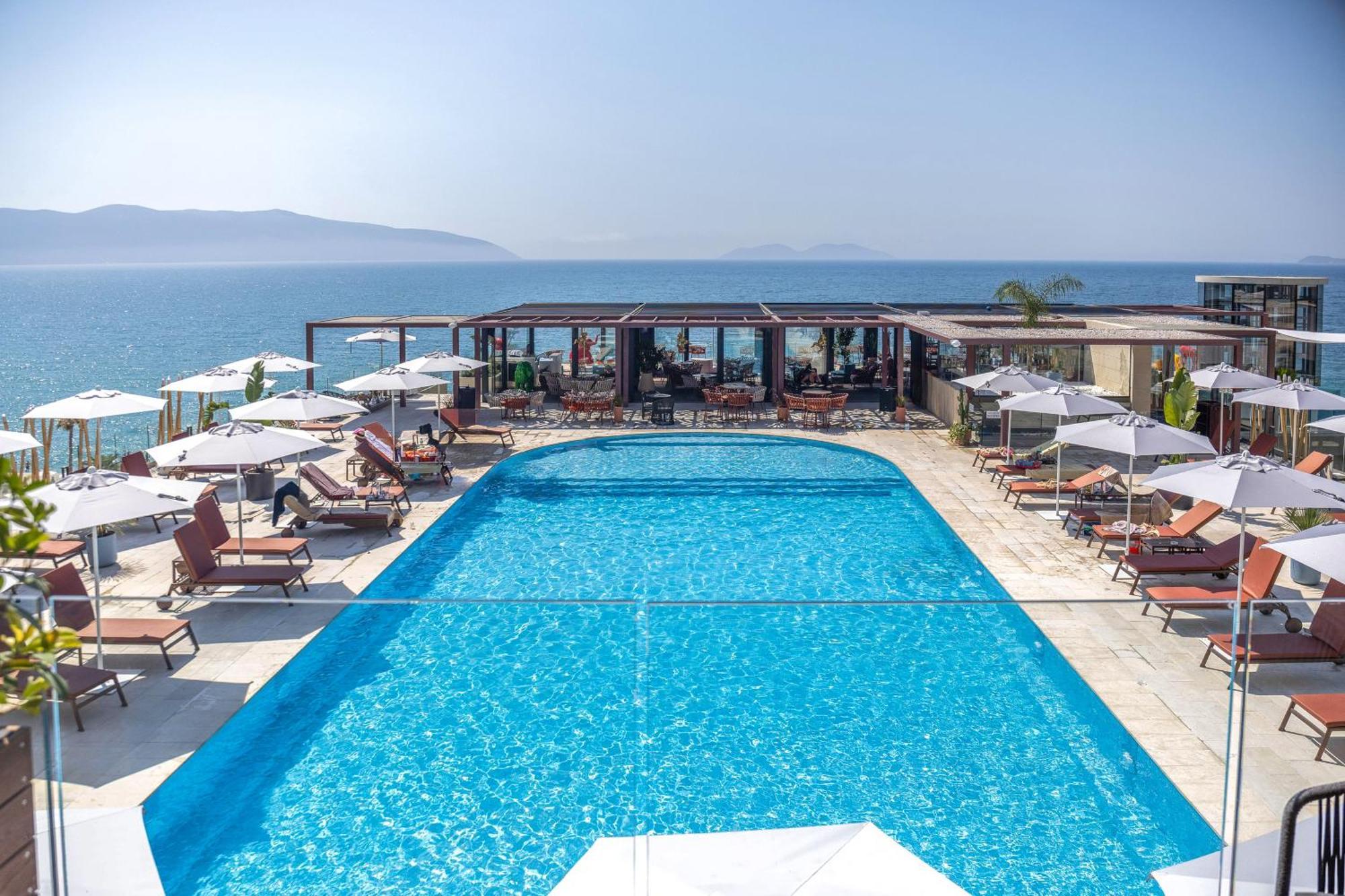 Hotel Vlora Priam, Affiliated By Melia Exterior foto