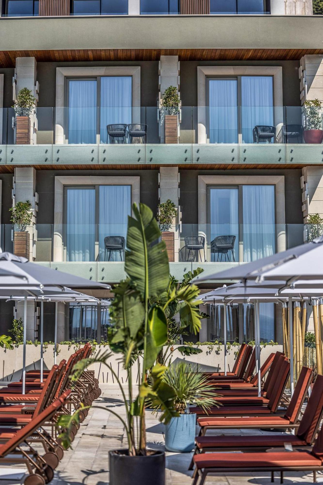 Hotel Vlora Priam, Affiliated By Melia Exterior foto
