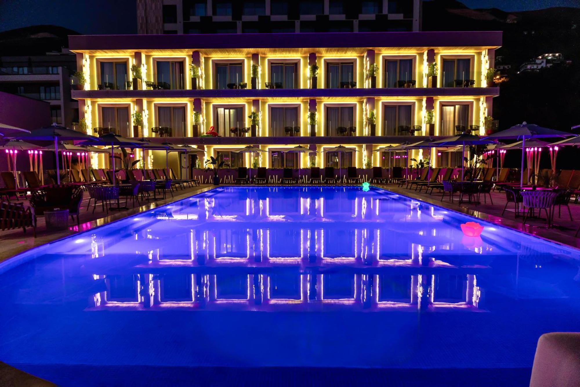 Hotel Vlora Priam, Affiliated By Melia Exterior foto