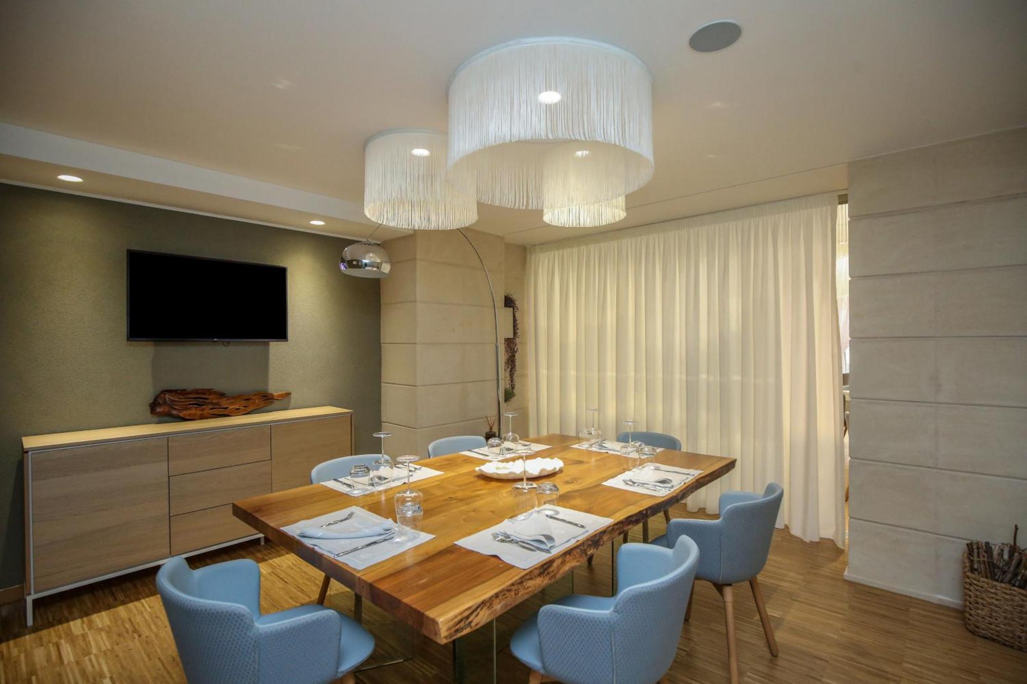 Hotel Vlora Priam, Affiliated By Melia Exterior foto