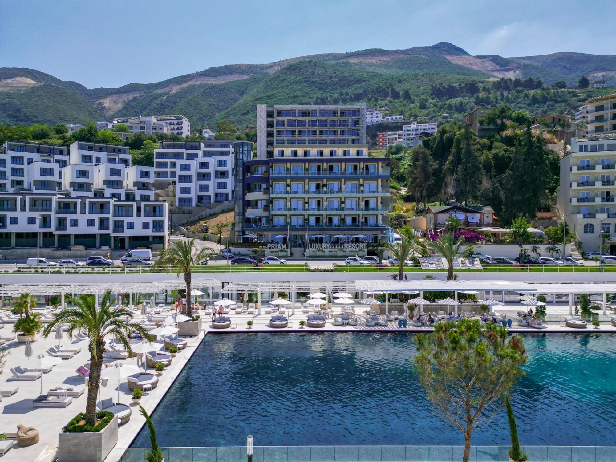 Hotel Vlora Priam, Affiliated By Melia Exterior foto