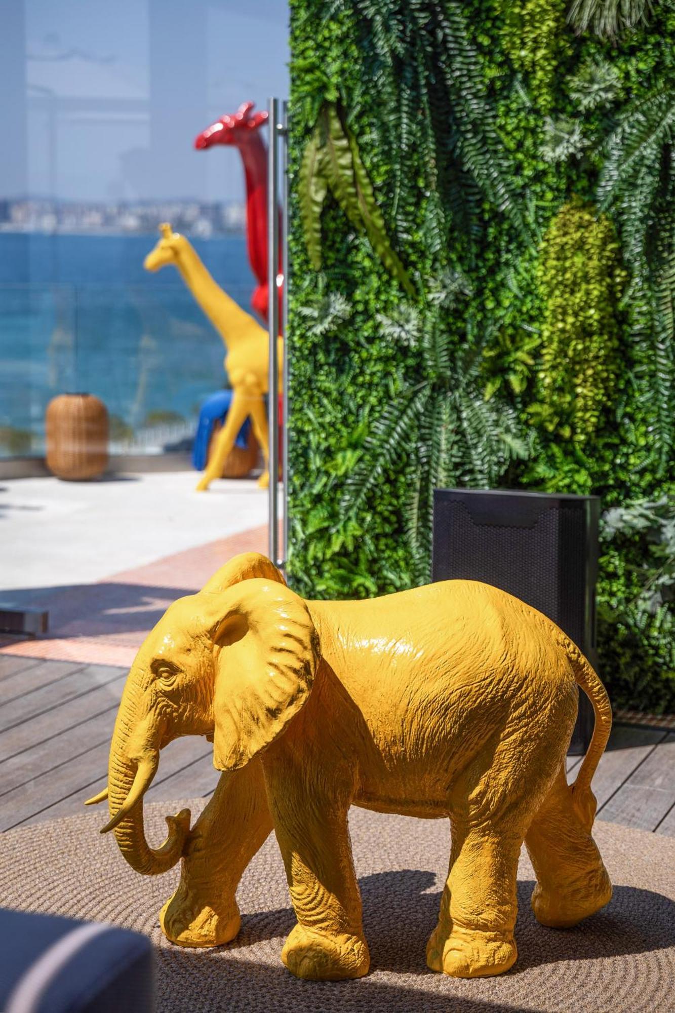 Hotel Vlora Priam, Affiliated By Melia Exterior foto