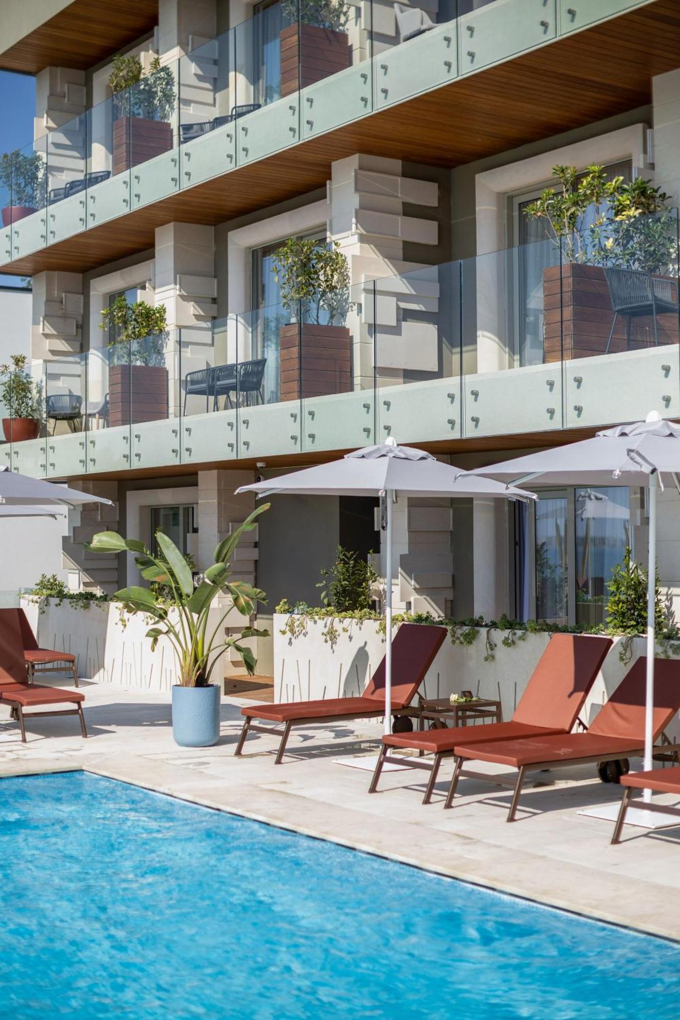 Hotel Vlora Priam, Affiliated By Melia Exterior foto